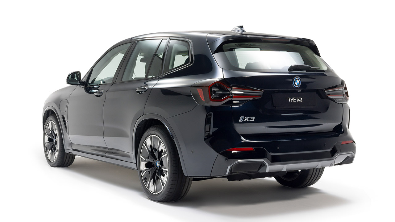 نمای سه رخ عقب